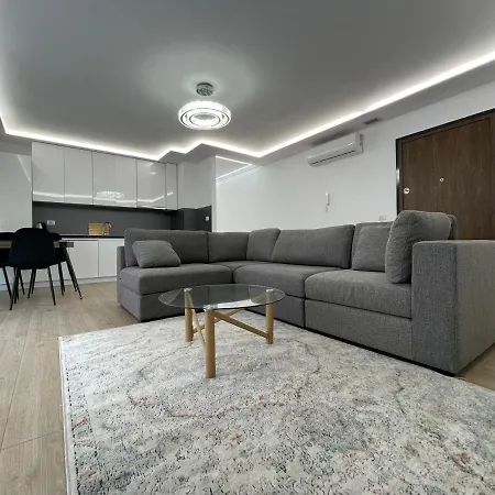 New Bazaar 2022 Apartmán Tirana