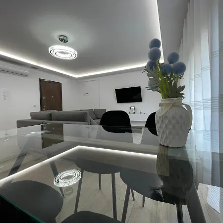 Lejlighed New Bazaar 2022 *