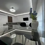 شقة New Bazaar 2022 *