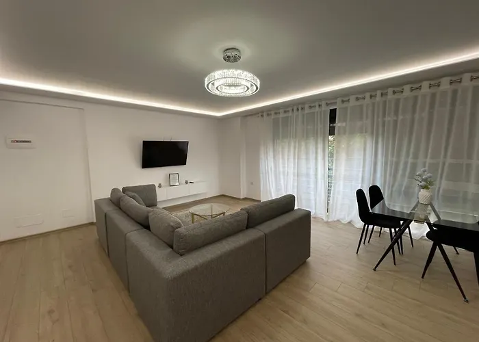 New Bazaar 2022 * Tirana